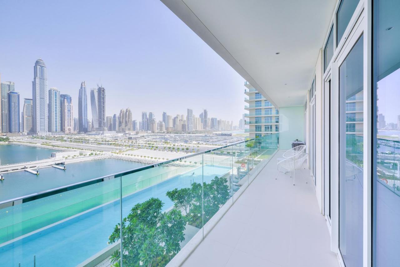 Ultra Luxury Emaar Beachfront - Private Beach And Pool Dubai Buitenkant foto