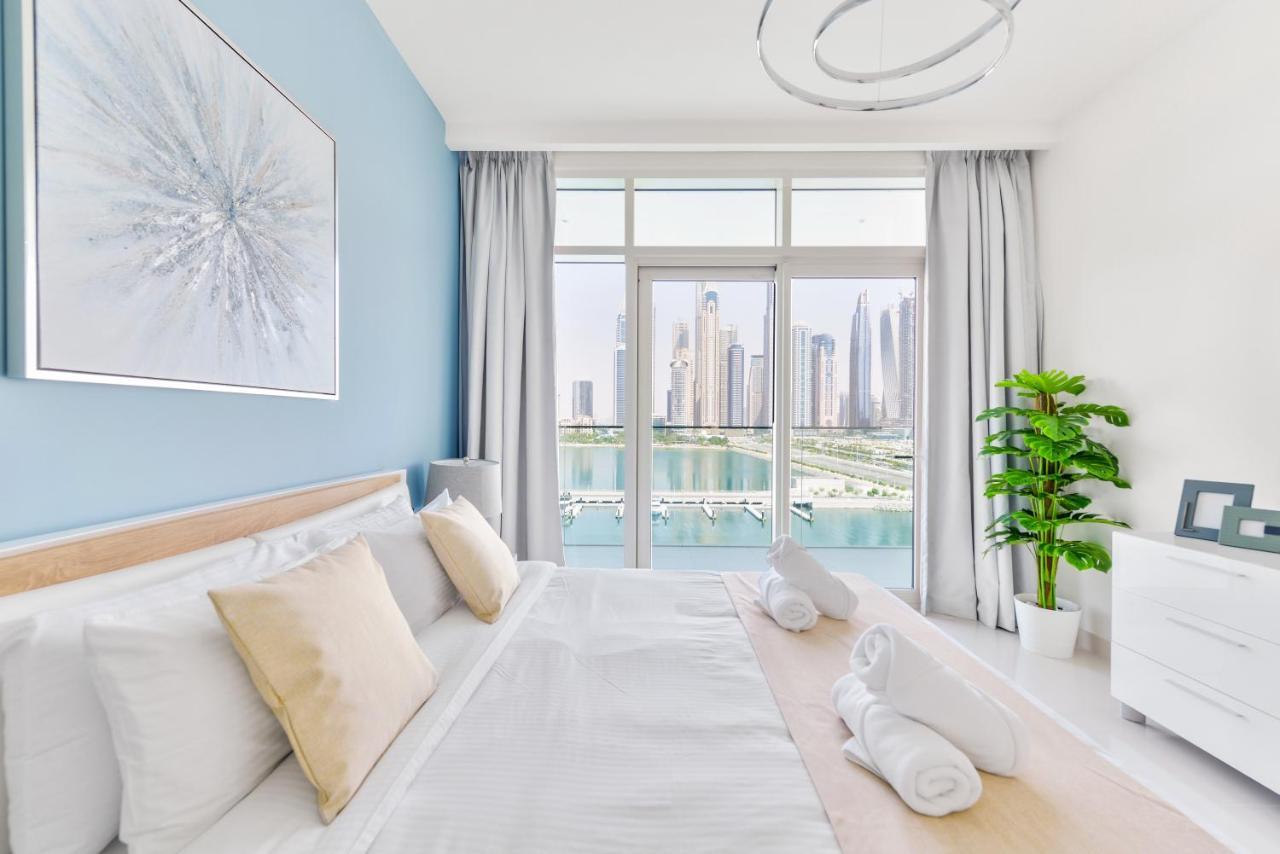 Ultra Luxury Emaar Beachfront - Private Beach And Pool Dubai Buitenkant foto