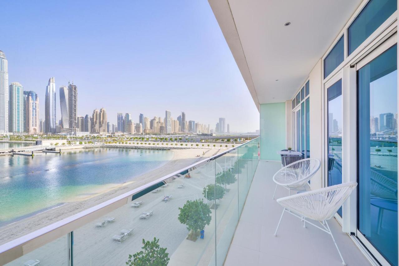 Ultra Luxury Emaar Beachfront - Private Beach And Pool Dubai Buitenkant foto