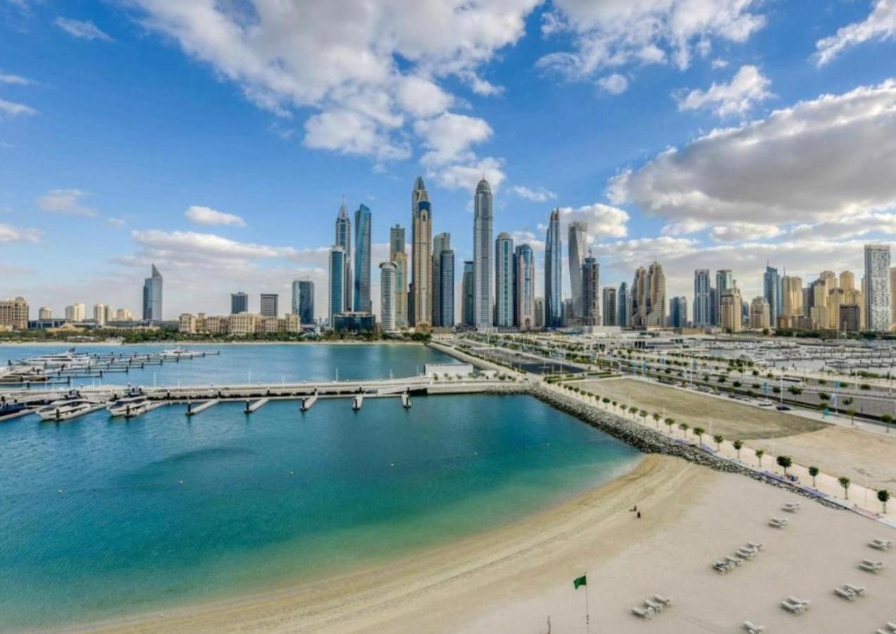 Ultra Luxury Emaar Beachfront - Private Beach And Pool Dubai Buitenkant foto