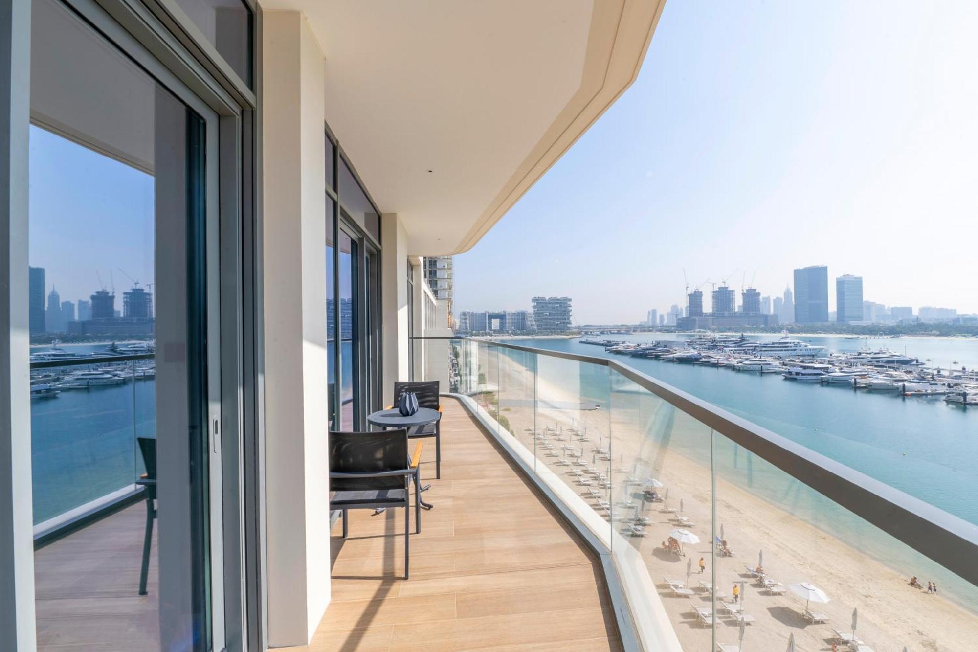 Ultra Luxury Emaar Beachfront - Private Beach And Pool Dubai Buitenkant foto