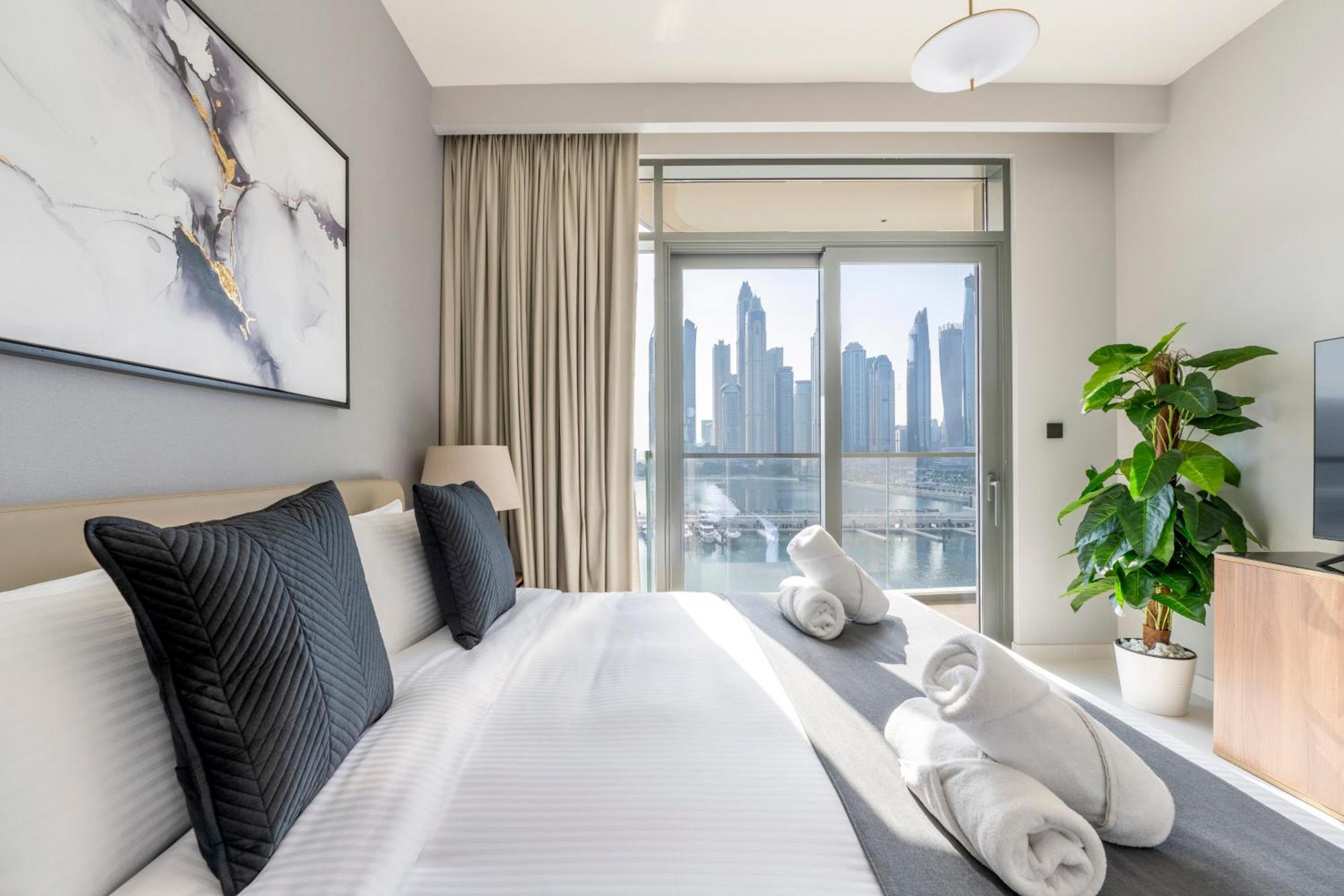 Ultra Luxury Emaar Beachfront - Private Beach And Pool Dubai Buitenkant foto